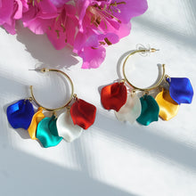 Load image into Gallery viewer, TRIBAL ZONE FRILLY MULTICOLOR C HOOP EARRING