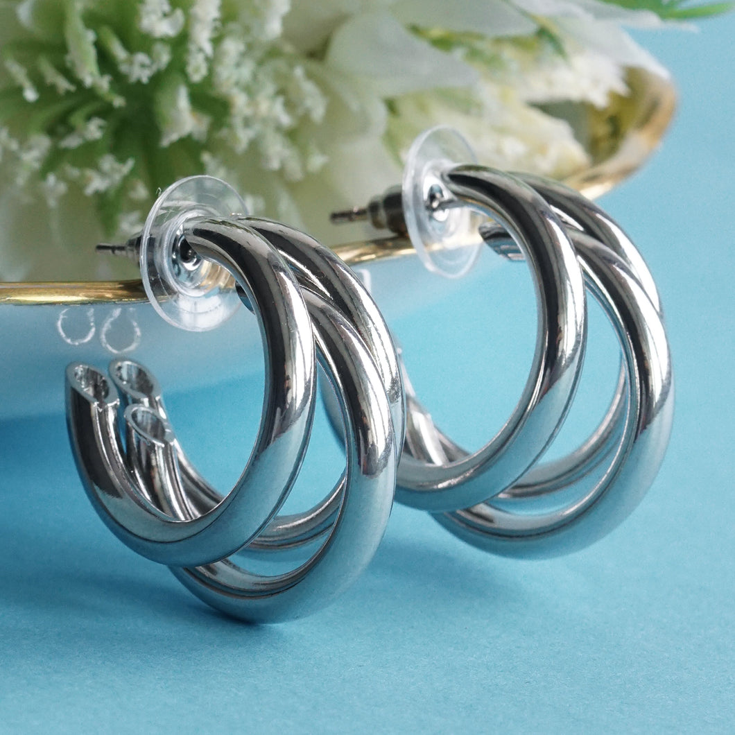 TRIBAL ZONE SILVER CLASSY STUD EARRING