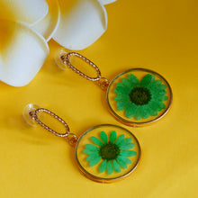 Load image into Gallery viewer, TRIBAL ZONE AMAZING  GREEN  FLOWER ENAMALE GOLDEN DROP EARRING