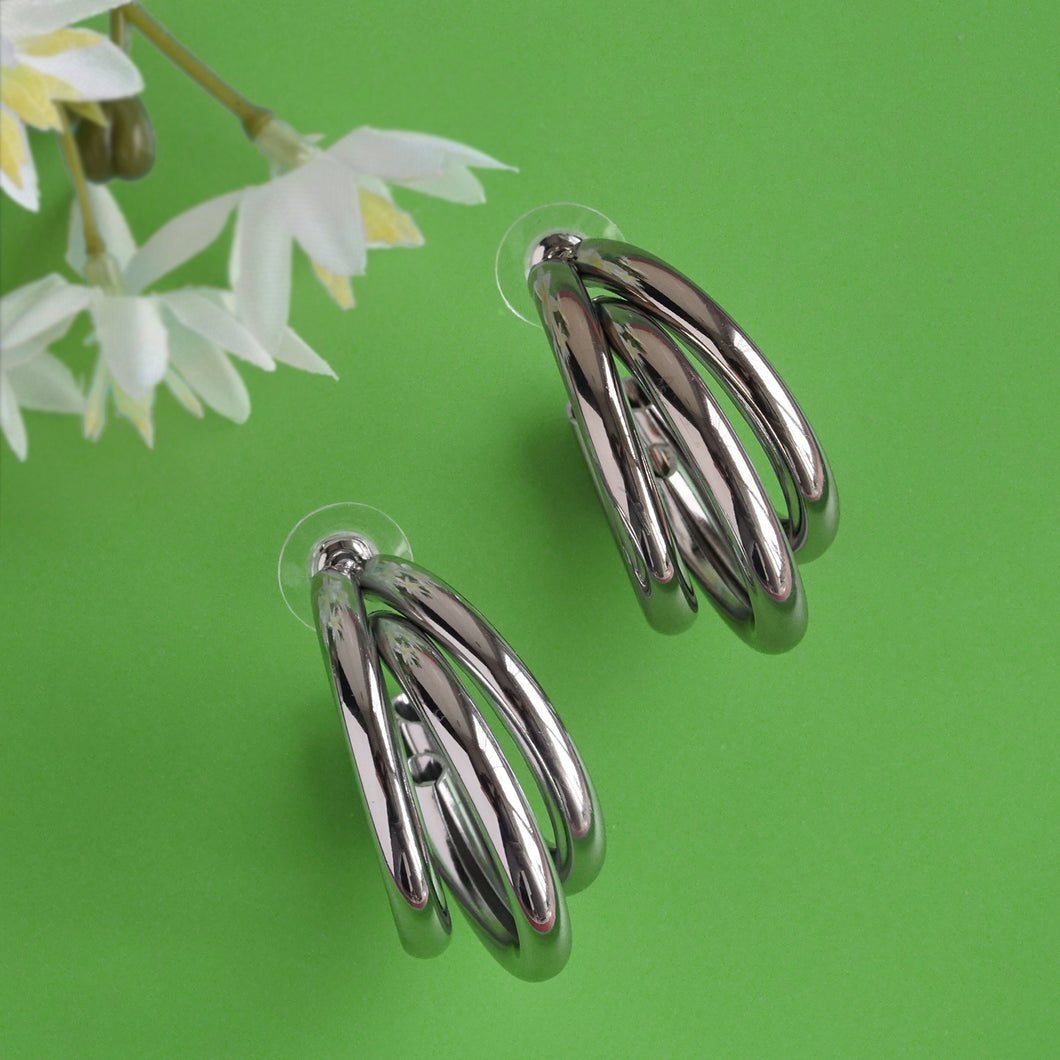 TRIBAL ZONE STUNNING SILVER  C HOOP STUD EARRING