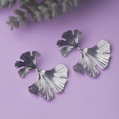 TRIBAL ZONE FLUTRING SLIVER  EQUIVALENT DROP EARRING