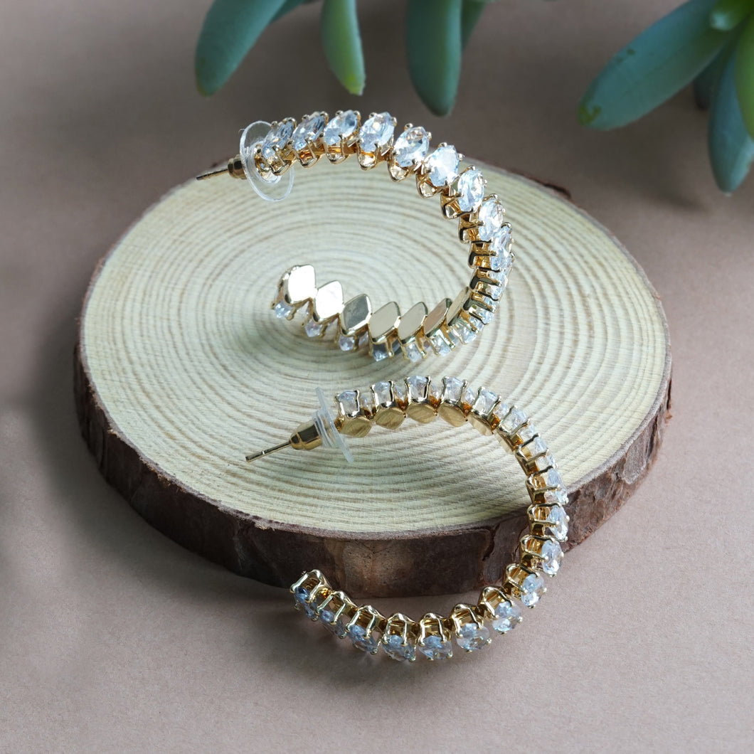 TRIBAL ZONE MODISH STONE HOOP EARRING