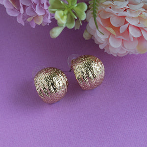 Modern hoop earrings with textured design