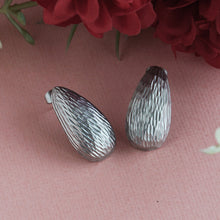 Load image into Gallery viewer, Ribbed Silver Drop Studs