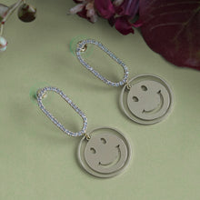 Load image into Gallery viewer, TRIBAL ZONE GOLDEN CHARMING SMILE DROP EARRING