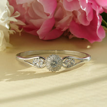 Load image into Gallery viewer, TRIBAL ZONE SILVER  ROYAL BANGLE