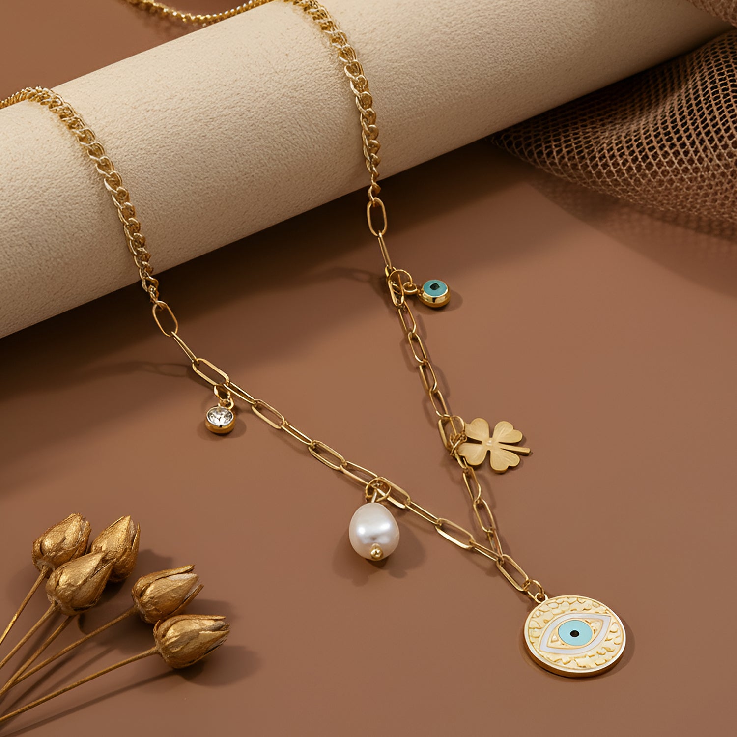 NECKLACE