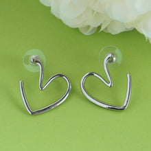 Load image into Gallery viewer, TRIBAL ZONE SWEET SILVER  HEART STUD EARRING