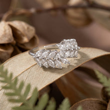 Load image into Gallery viewer, Silver Leaf CZ Ring