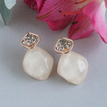 Load image into Gallery viewer, Crystal Stone Statement Stud Earrings