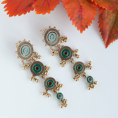 TRIBAL ZONE ELEGANT GREEN DANGLER EARRING