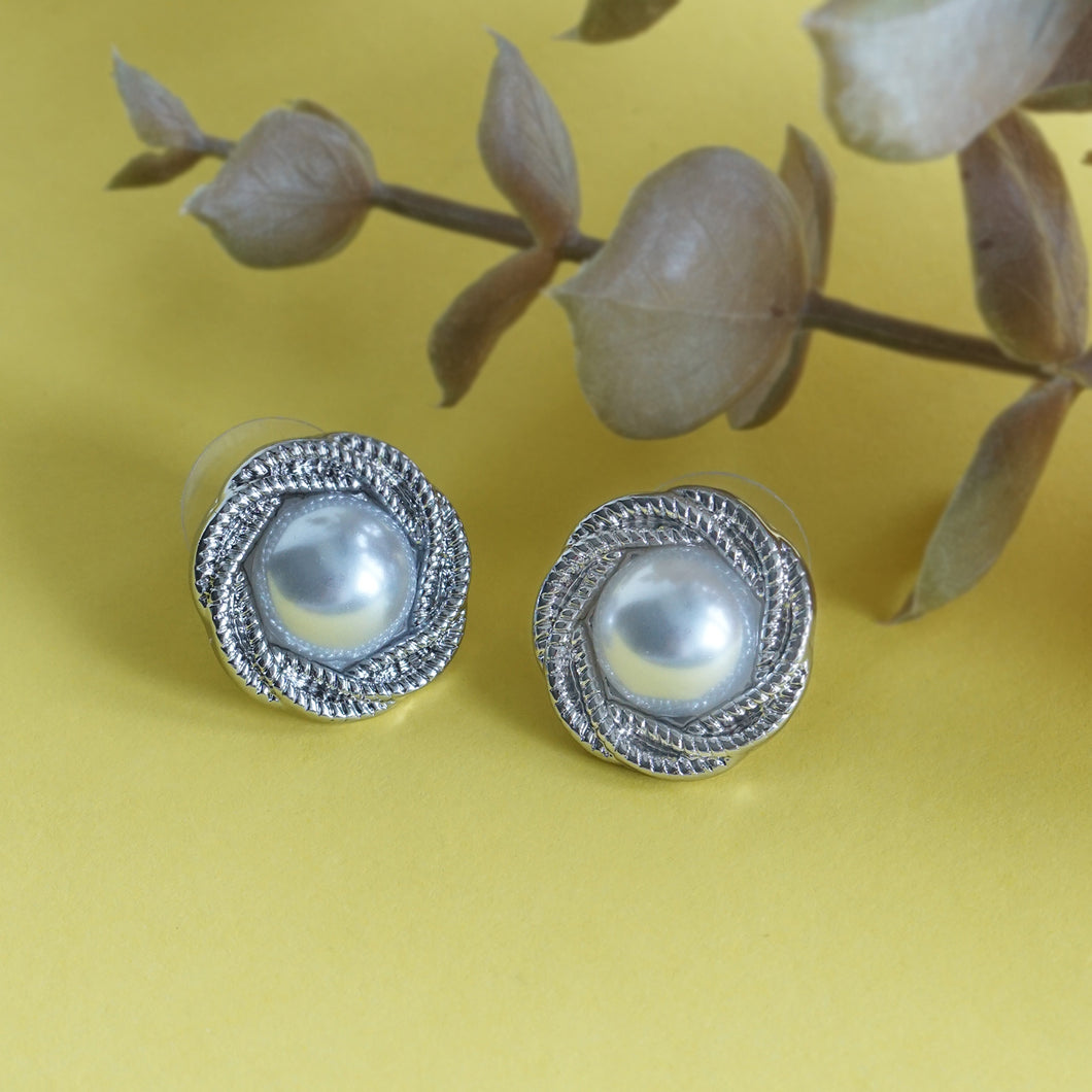 TRIBAL ZONE ELEGANT SILVER  PEARL STUD EARRINGS