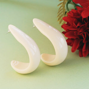 Trendy crescent moon-shaped earrings
