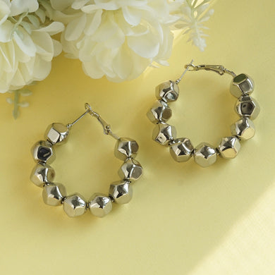 Silver/Gold hoop earrings with geometric beads