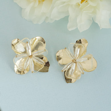 TRIBAL ZONE BEAUTIFUL FLORAL STUD EARRING