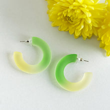 Load image into Gallery viewer, TRIBAL ZONE CHUNKY C HOOP EARRING