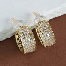 Load image into Gallery viewer, TRIBAL ZONE STUNNING CZ STONE GOLDEN STUD EARRING