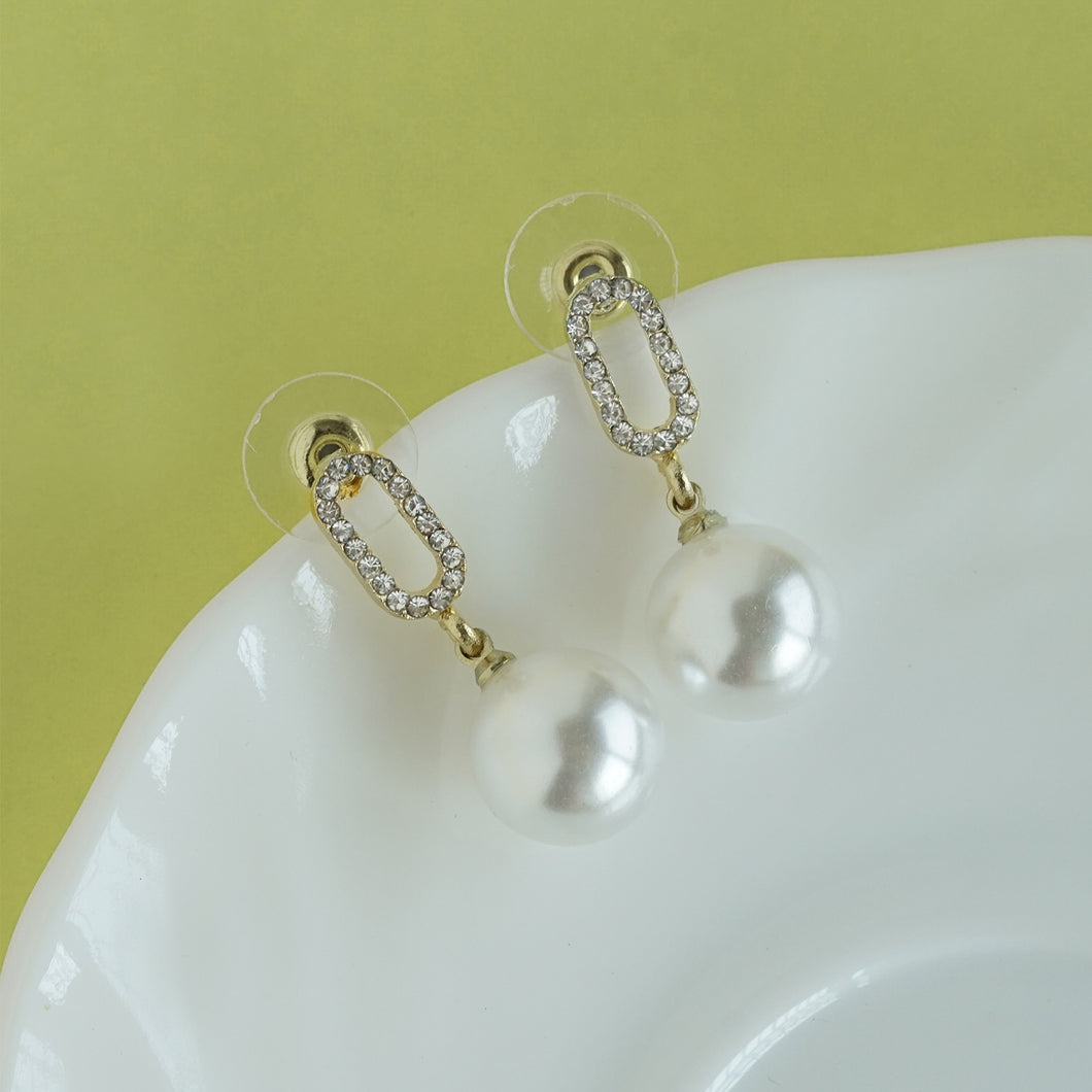 TRIBAL ZONE  ELEGANT MINI PEARL DROP EARRING