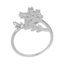 Load image into Gallery viewer, Silver Floral Leaf Ring