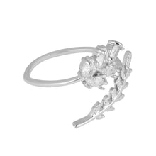 Load image into Gallery viewer, Silver Floral Leaf Ring