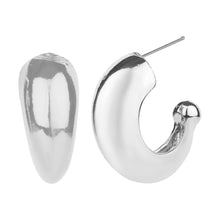 Load image into Gallery viewer, TRIBAL ZONE SILVER PLEATED  C HOOP STUD EARRING