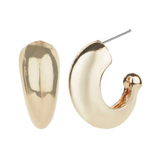 Load image into Gallery viewer, TRIBAL ZONE GOLDEN PLEATED  C HOOP STUD EARRING