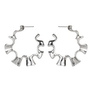 TRIBAL ZONE SILVER  ESTHETIC C HOOP EARRING