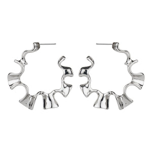 TRIBAL ZONE SILVER  ESTHETIC C HOOP EARRING