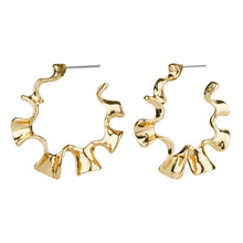 Load image into Gallery viewer, TRIBAL ZONE GOLDEN ESTHETIC C HOOP EARRING