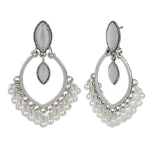 Load image into Gallery viewer, Ethnic Earrings with Pearl Details