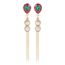 Load image into Gallery viewer, Emerald/Ruby Colored Teardrop Pearl Chain Earrings
