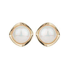 Load image into Gallery viewer, TRIBAL ZONE SUPER ELEGANT GOLDEN STUD EARRING
