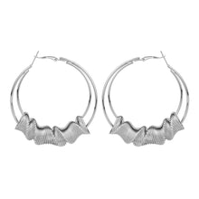 Load image into Gallery viewer, TRIBAL ZONE DESGINER SILVER  HOOP EARRING