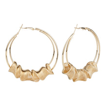 Load image into Gallery viewer, TRIBAL ZONE DESGINER GOLDEN HOOP EARRING