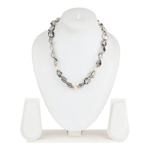 Load image into Gallery viewer, TRIBAL ZONE ELEGANT SEA STONE MATINEE NECKLACE