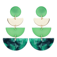Load image into Gallery viewer, TRIBAL ZONE CLASSY GREEN RESIN DANGLER EARRING