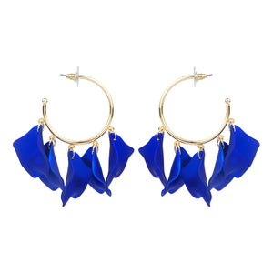 TRIBAL ZONE FANCY C HOOP EARRING
