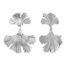 Load image into Gallery viewer, TRIBAL ZONE FLUTRING SLIVER  EQUIVALENT DROP EARRING