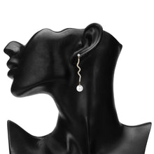 Load image into Gallery viewer, TRIBAL ZONE  EXCLUSIVE GOLDEN DIAMOND PEARL DROP EARRING