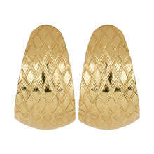 Load image into Gallery viewer, TRIBAL ZONE GOLDEN CLASSIC STUD EARRING