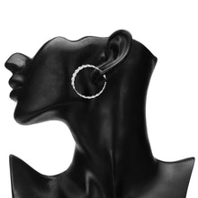 Load image into Gallery viewer, TRIBAL ZONE PRETTY LEAF SHAPE C HOOP SILVER EARRING