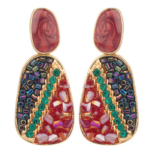 TRIBAL ZONE ESTHETIC BEAD GOLDEN DROP EARRING