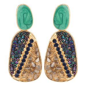TRIBAL ZONE ESTHETIC BEAD GOLDEN DROP EARRING