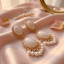 Load image into Gallery viewer, Gold Cream Crackle Stone and Pearl Fringe Drop Earrings