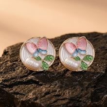 Load image into Gallery viewer, Butterfly Pearl Stud Earrings