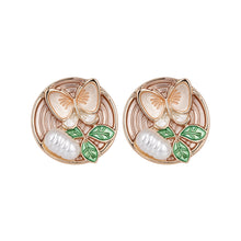 Load image into Gallery viewer, Butterfly Pearl Stud Earrings