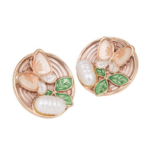 Load image into Gallery viewer, Butterfly Pearl Stud Earrings