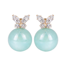 Load image into Gallery viewer, Butterfly Mint Green Pearl Earrings