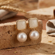 Load image into Gallery viewer, Gold Square Crackle and Pearl Drop Earrings