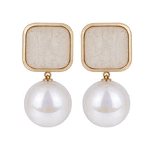 Load image into Gallery viewer, Gold Square Crackle and Pearl Drop Earrings